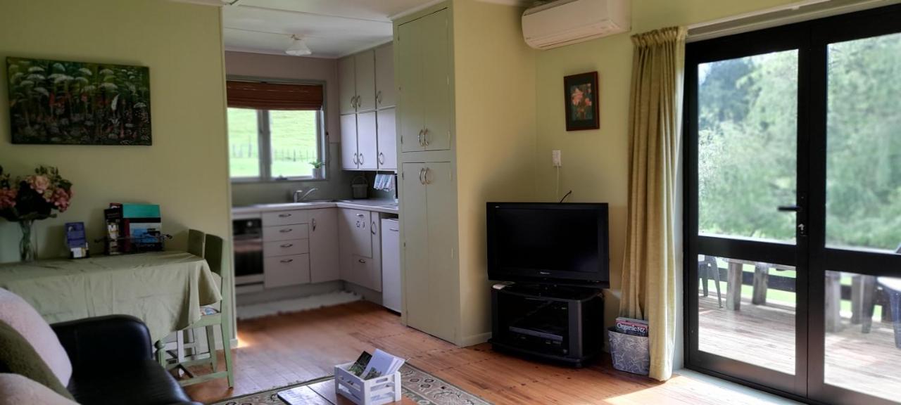 Earthsounds Country Cottage Taumarunui Esterno foto