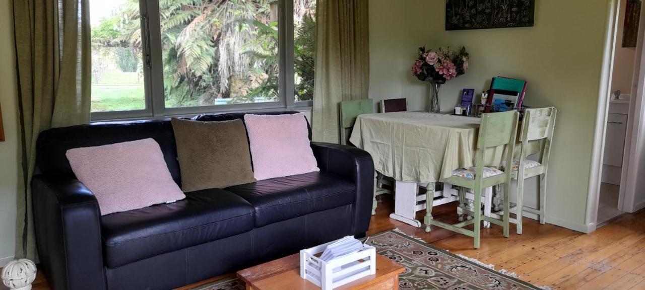 Earthsounds Country Cottage Taumarunui Esterno foto